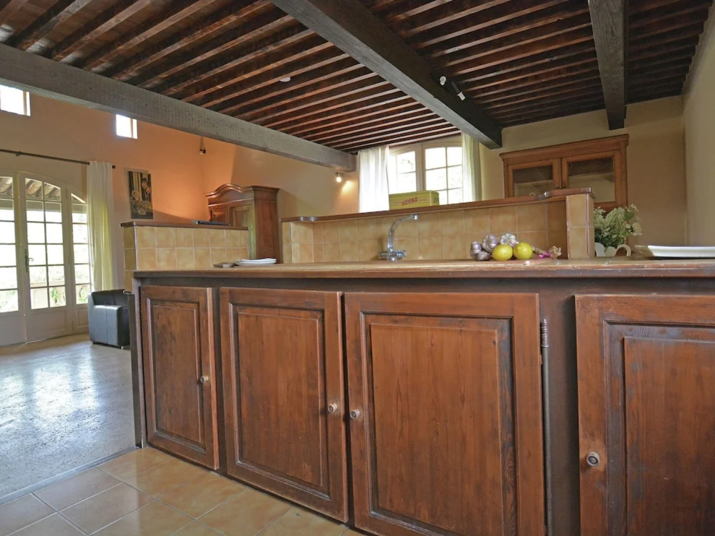 Cosy Villa in Flaux with Swimming Pool