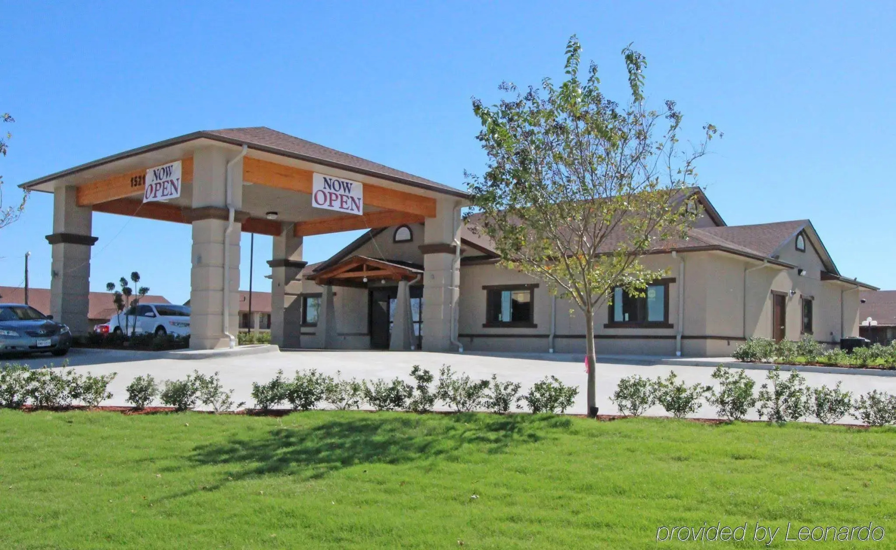Red Roof Inn & Suites Sulphur Springs
