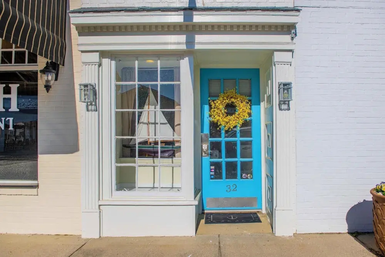 Stroll Into Town: Cozy Apartment in Kilmarnock