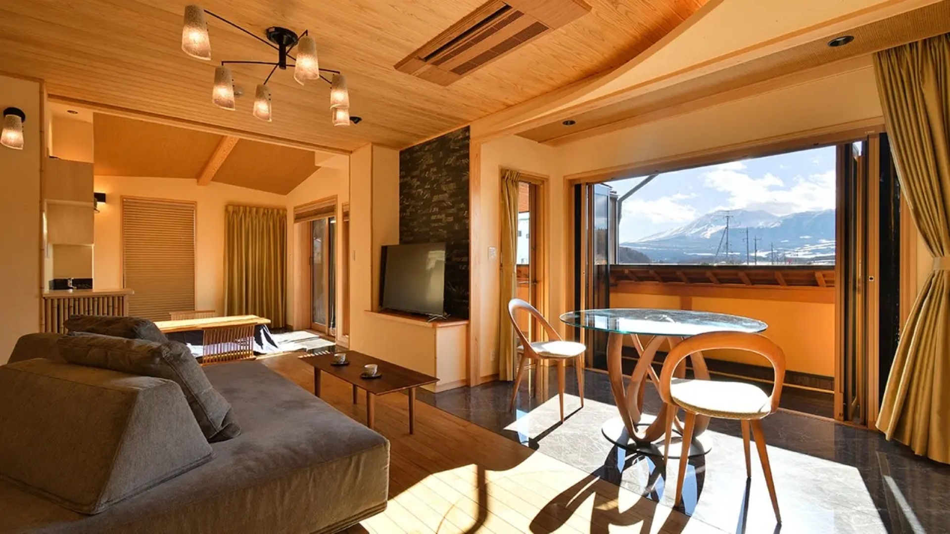 Kusatsu Onsen EKINARIYA RYOKAN