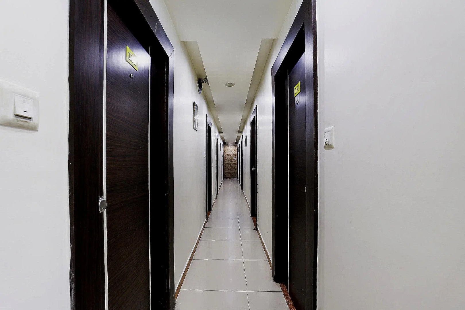 OYO 82027 Vijay Palace