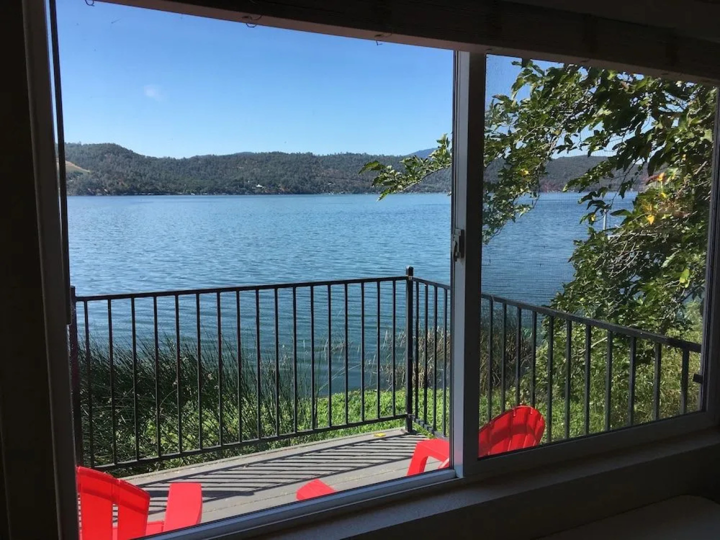 Clear Lake Cottages & Marina