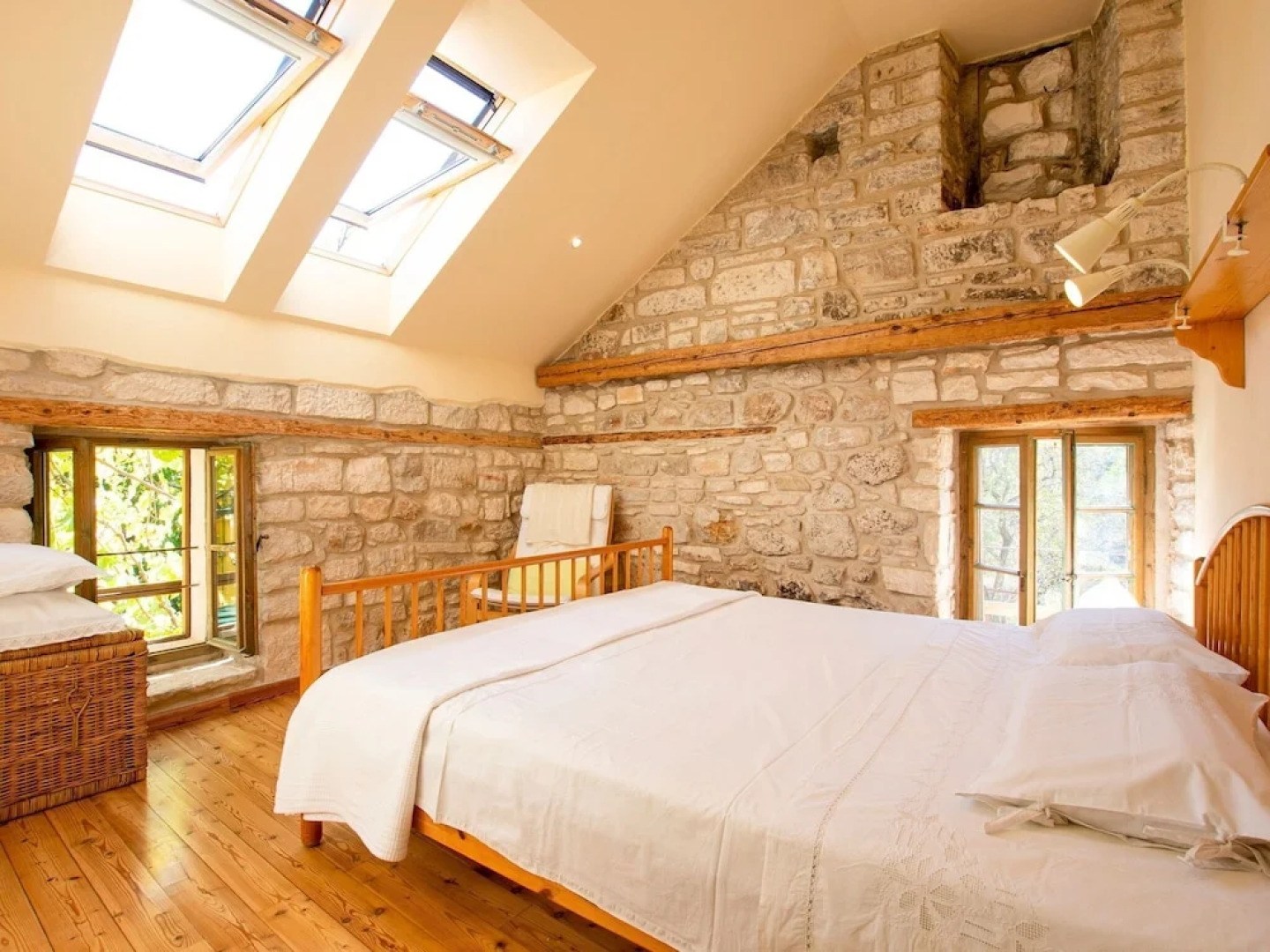 Tranquil Apartment in Marine Zemlje Near Stiniva Beach