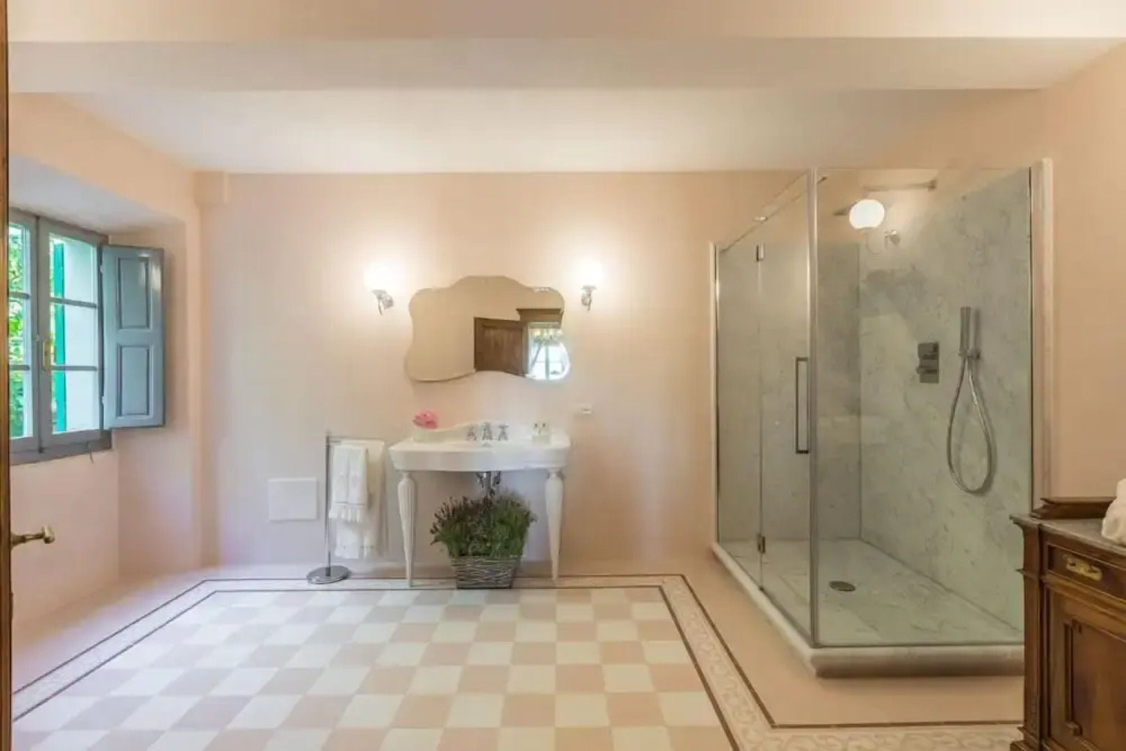 Verdidea - PALAZZO DELLE ROSE