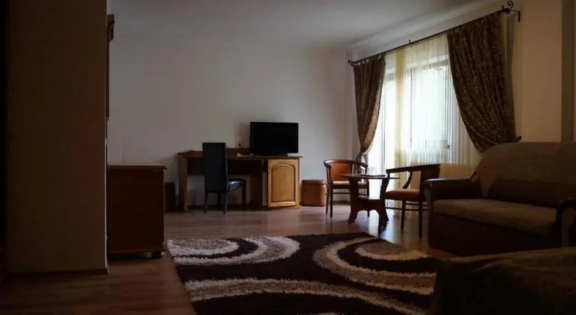 Complex Craiasa - Vila Lucica