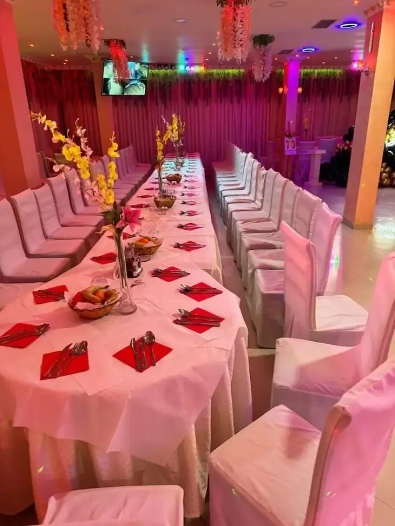 London Restaurant Hotel