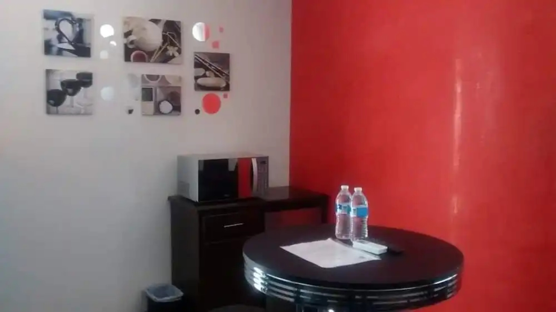 Premier Hotel Suites