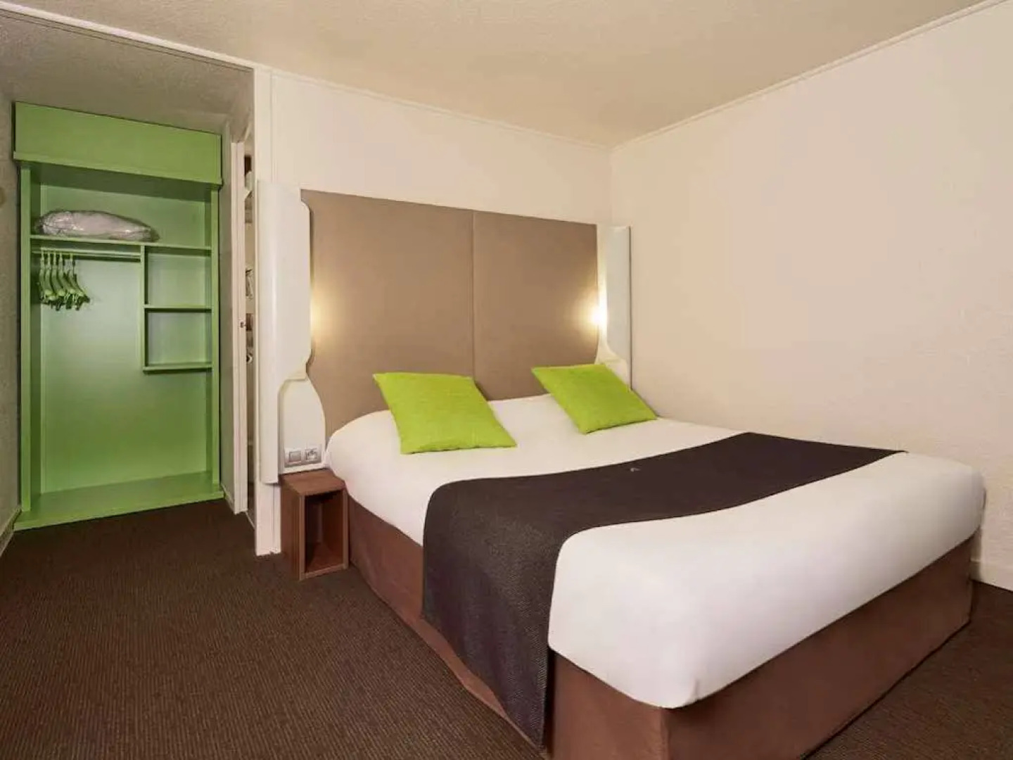 Hôtel Restaurant Campanile Paris Nord - Ecouen La Croix Verte