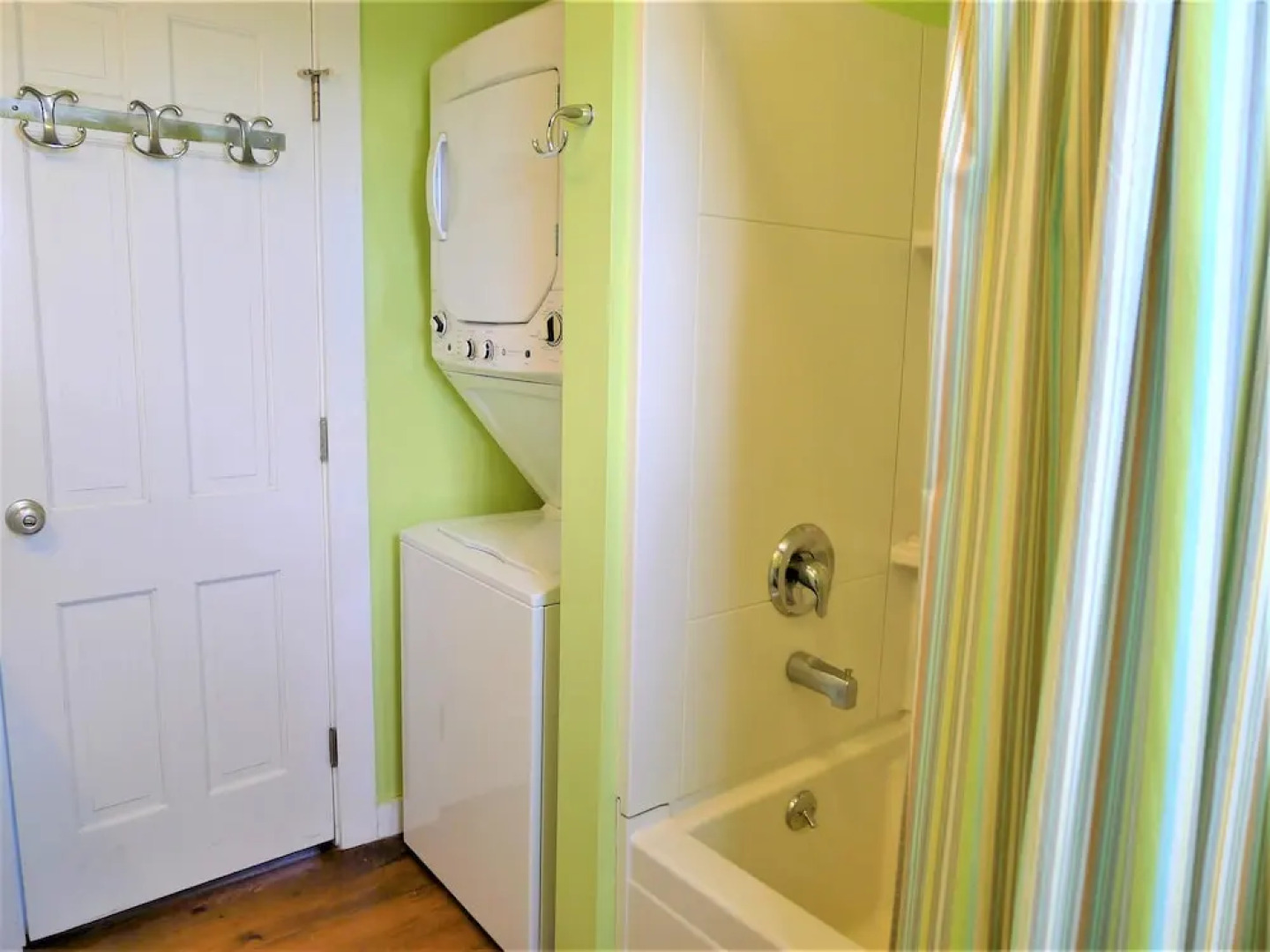 345 Harmes Way - 3 Bedroom House