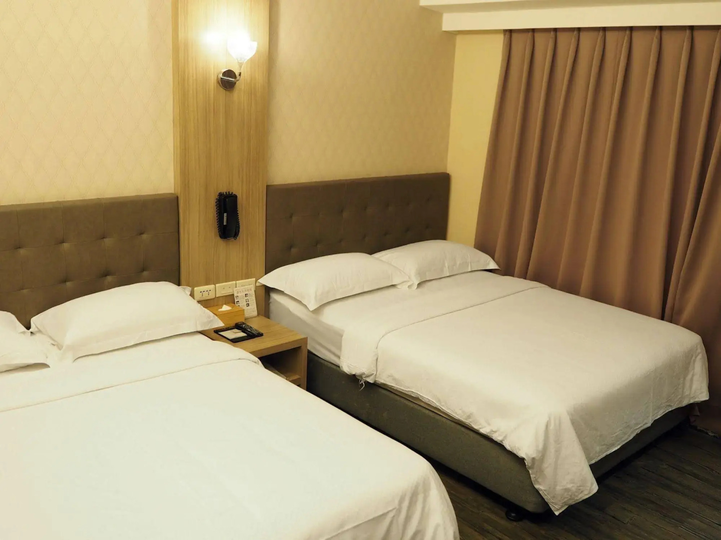 The Riverside Hotel International