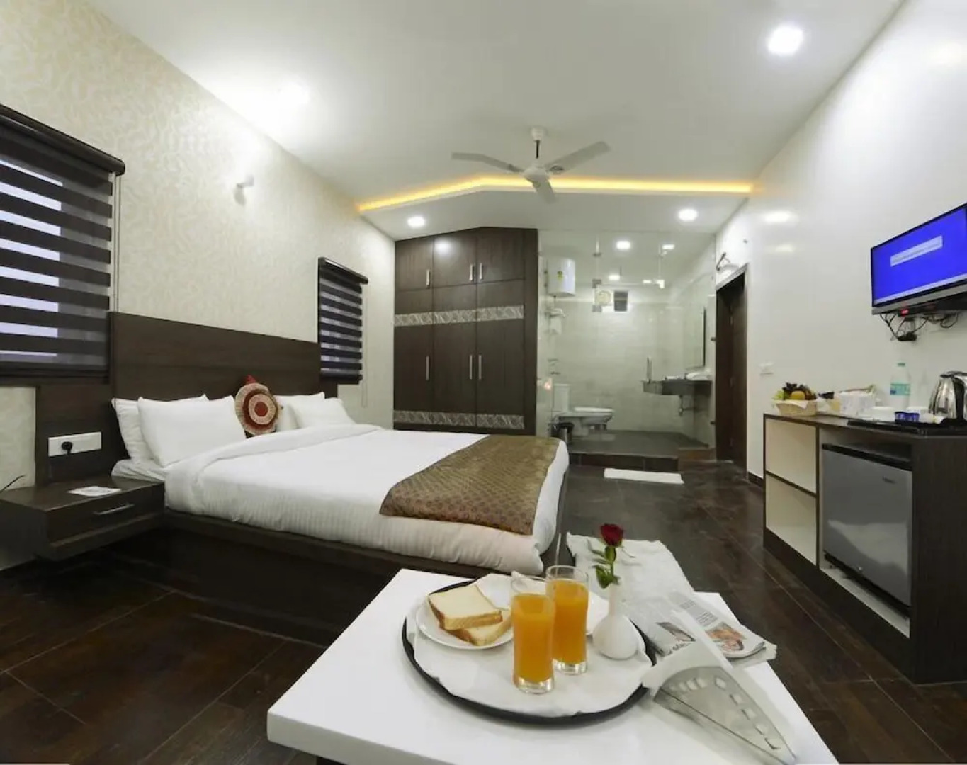 Hotel Heaven Resorts