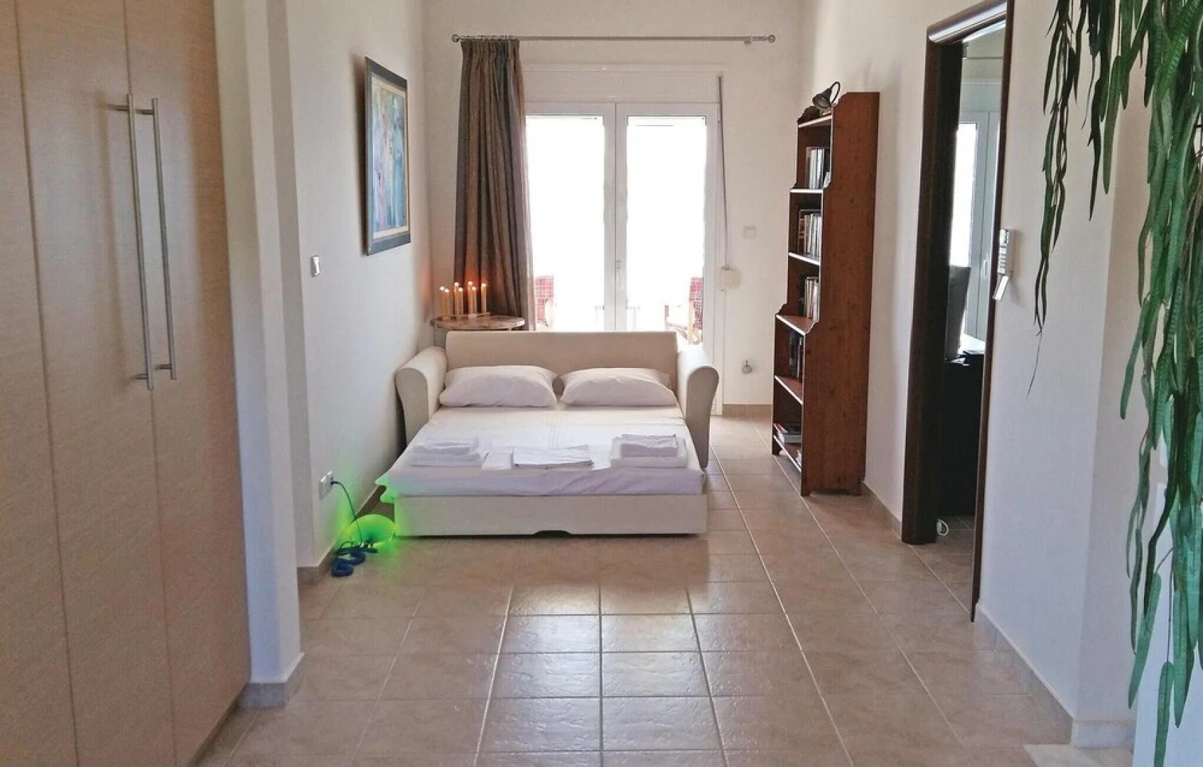 Amazing Home in Theologos with Hot Tub, WiFi & 6 Bedrooms