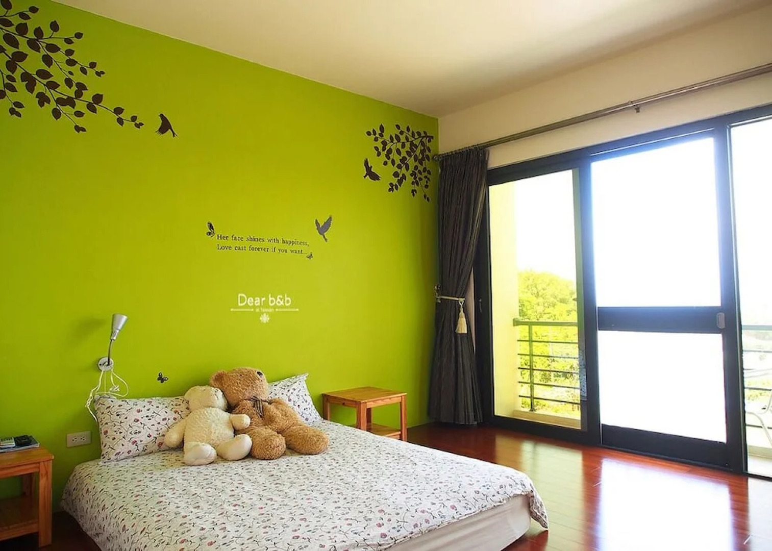 Ecotourism skim month B&B