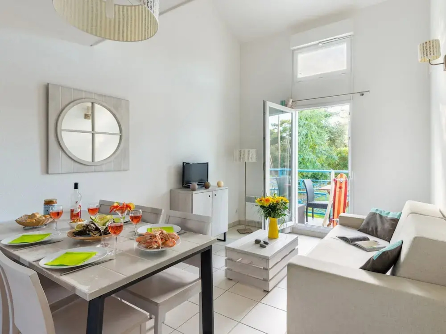 Nice Apartment With Dishwasher, 150m. Away From Platin Beach