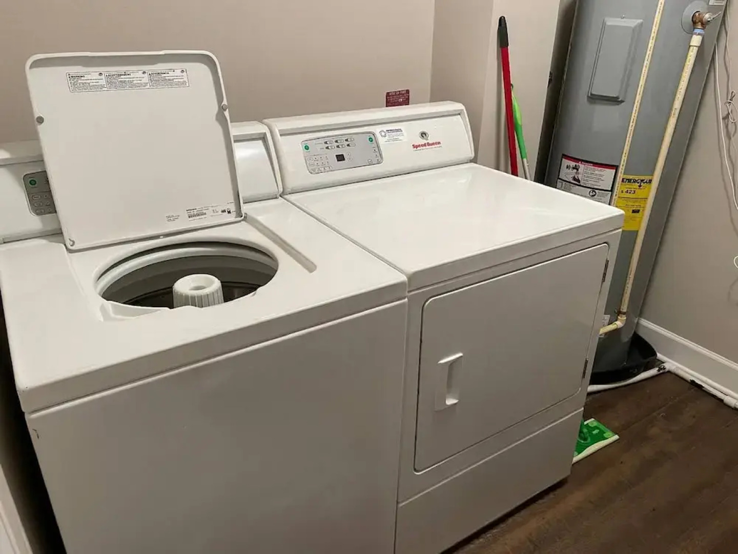 The King Of Polaris 2BR w Balcony Views