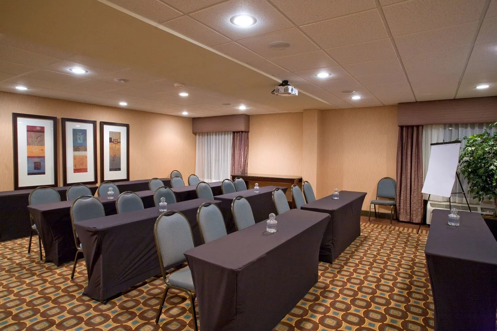 Hampton Inn Atlanta - Newnan