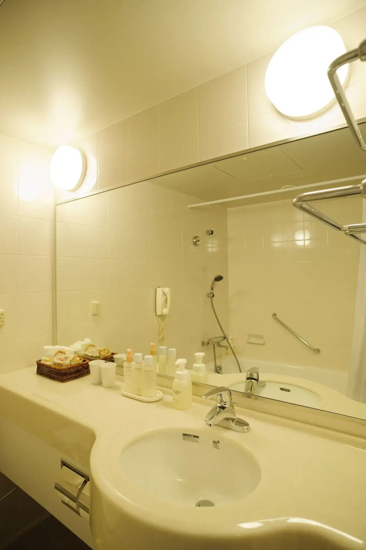 Okazaki New Grand Hotel