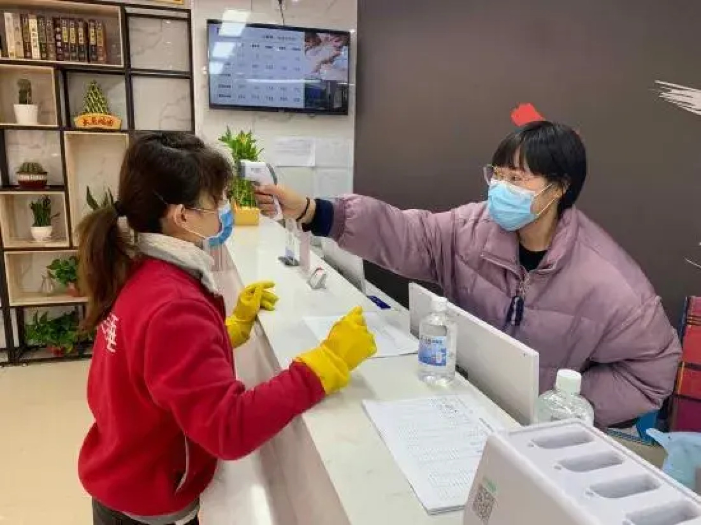 Shangpin Hotel (Fuzhou Dongxiang High-speed Railway Station Dongxin Department Store)