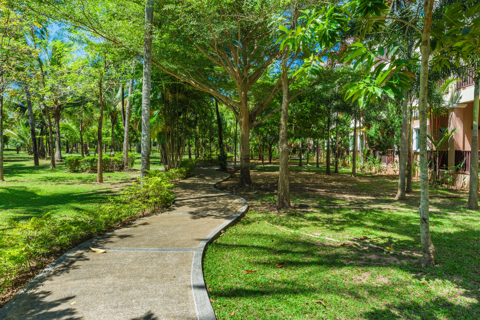 Duangjitt Resort & Spa