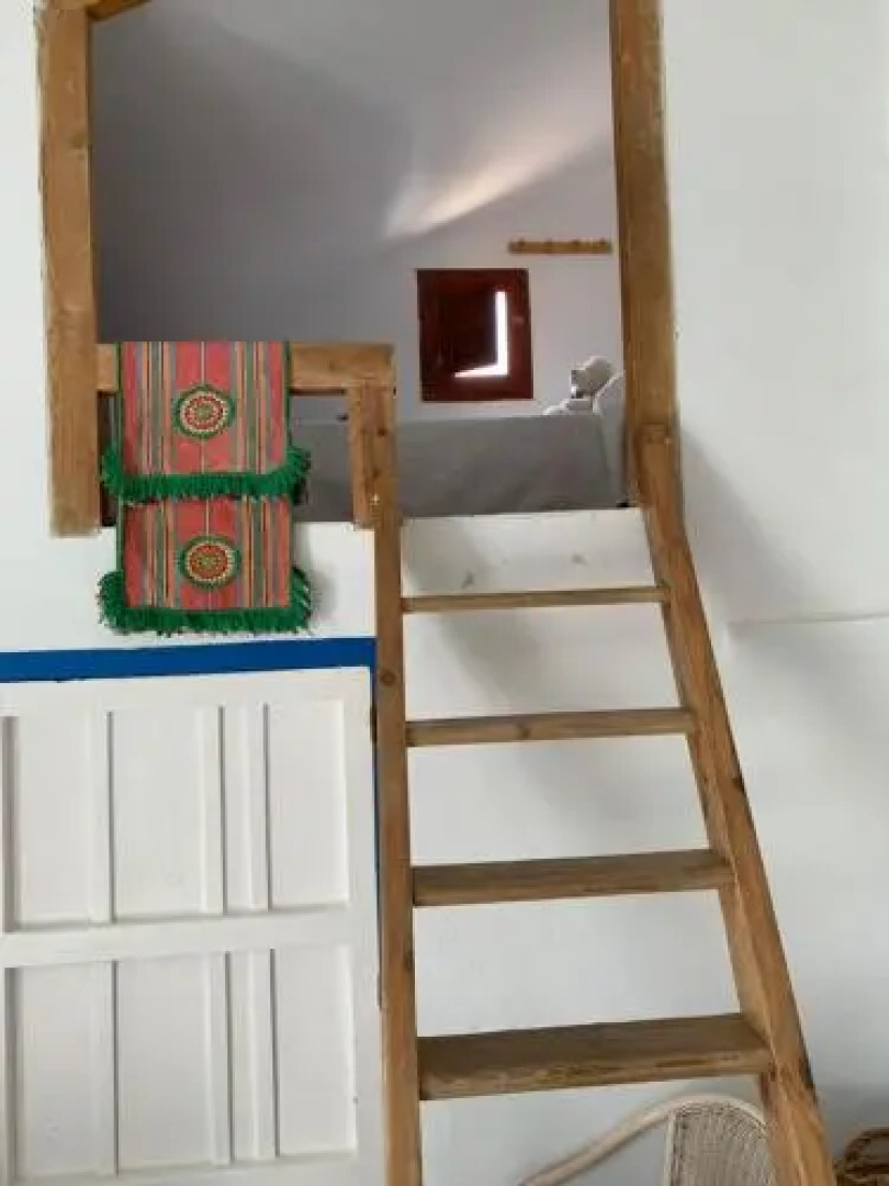 La Casita Blanca- La Almona Chica