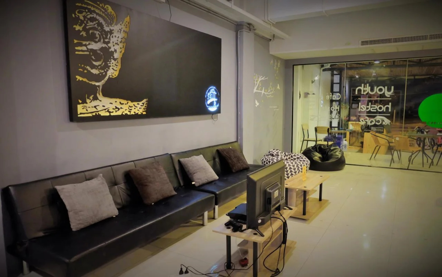 Qing lian Youth Hostel&Cafe