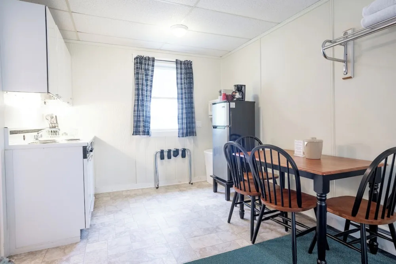 Acadia Pines Motel