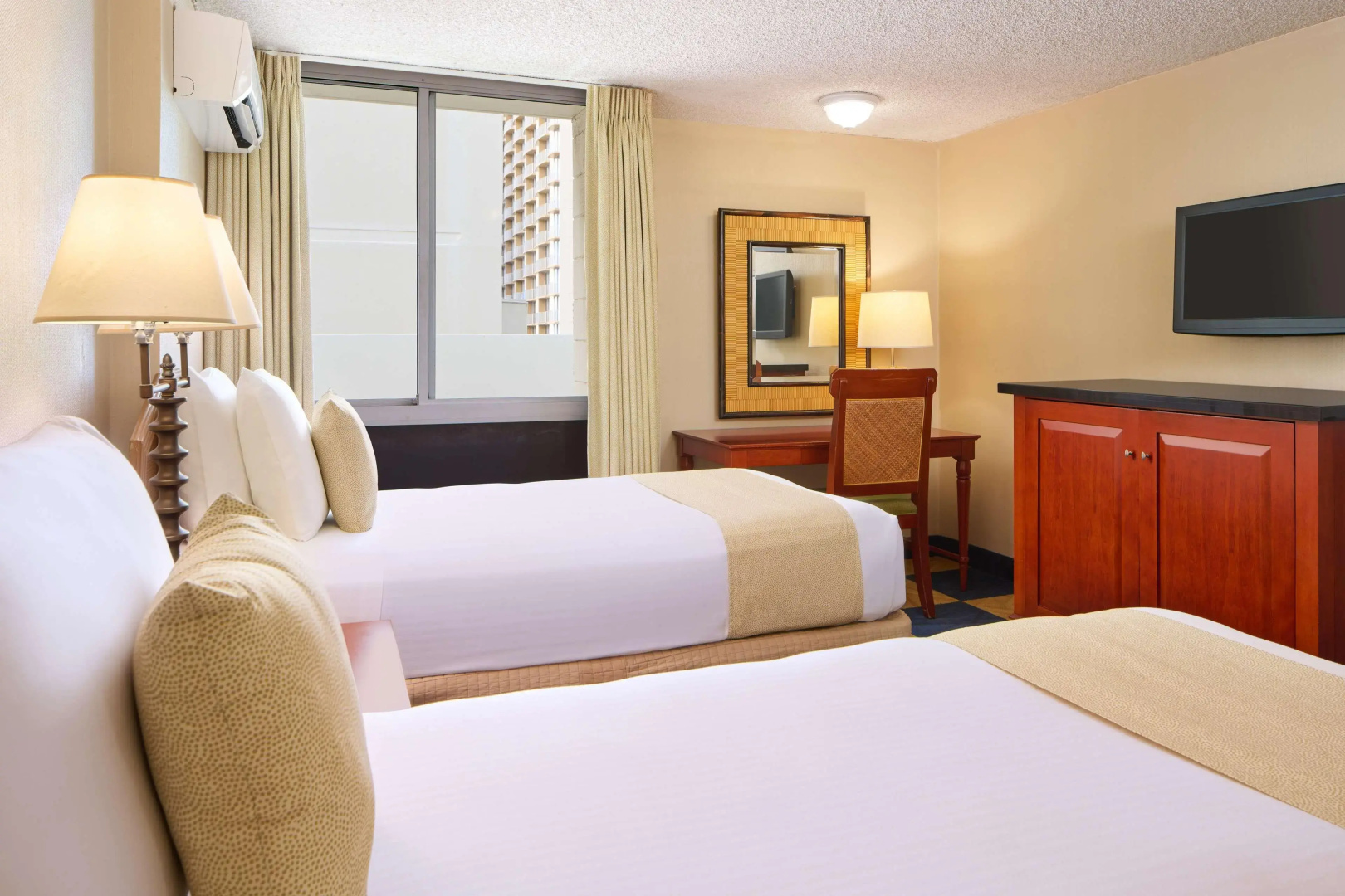 Ewa Hotel Waikiki