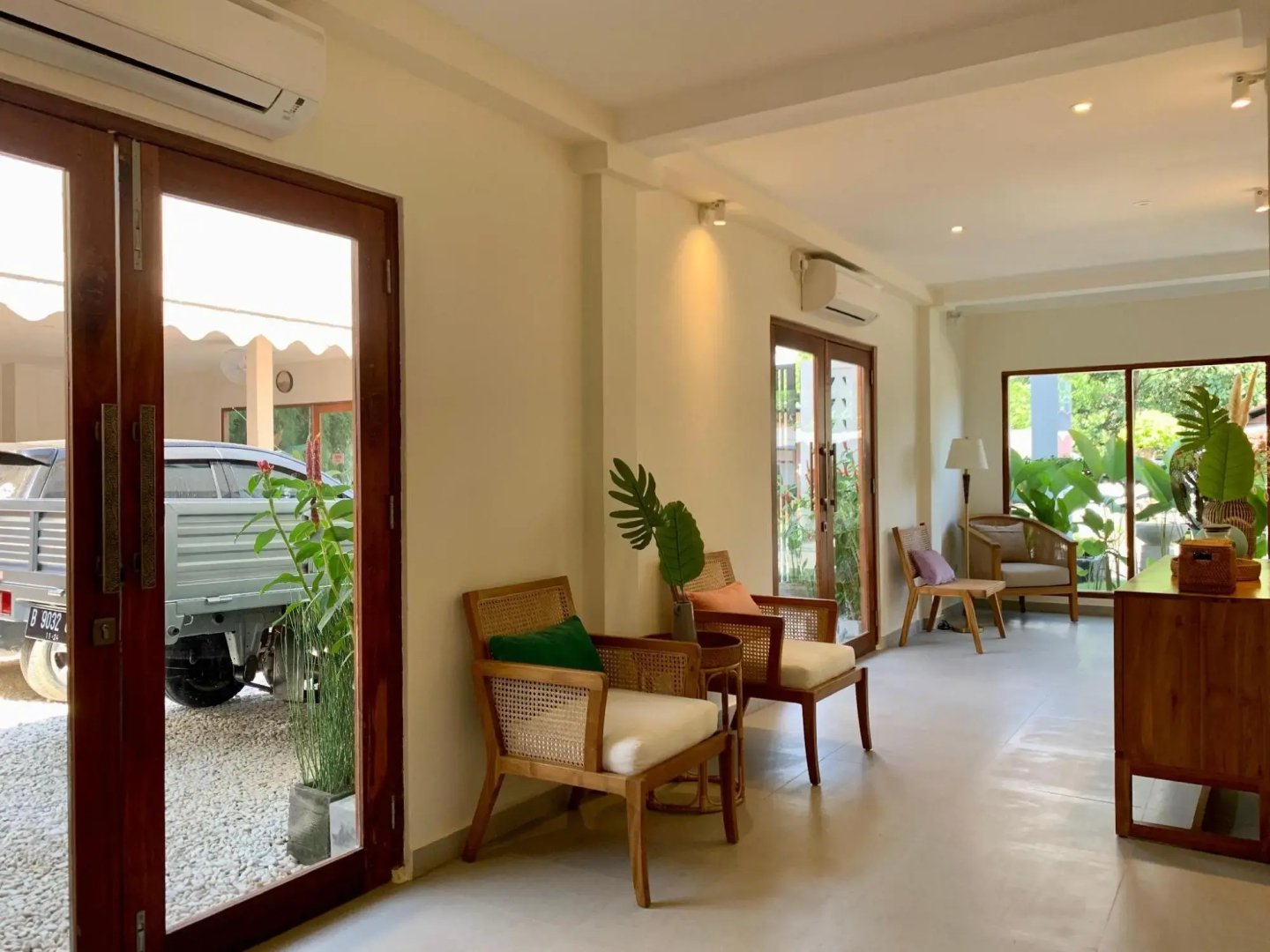 Airy Eco Pantai Senggigi Lombok