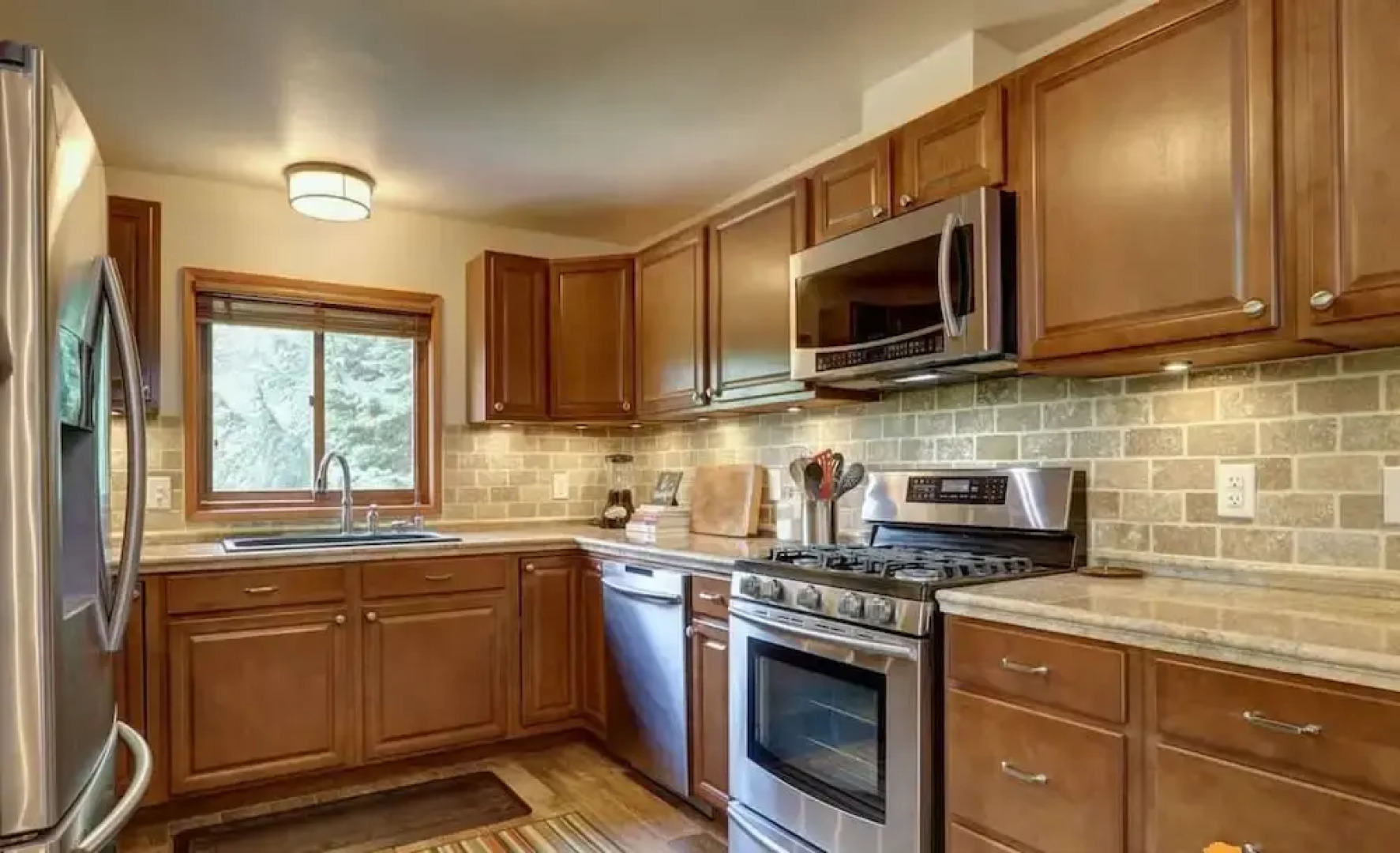 Slopes Spokes Alaska Large HOT TUB