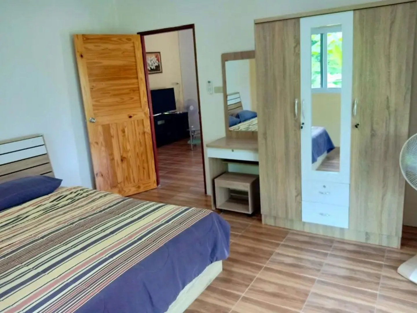 Private 2 Bedroom Villa With Swimming Pool Tropical Gardens Fast Wifi Smart Tv