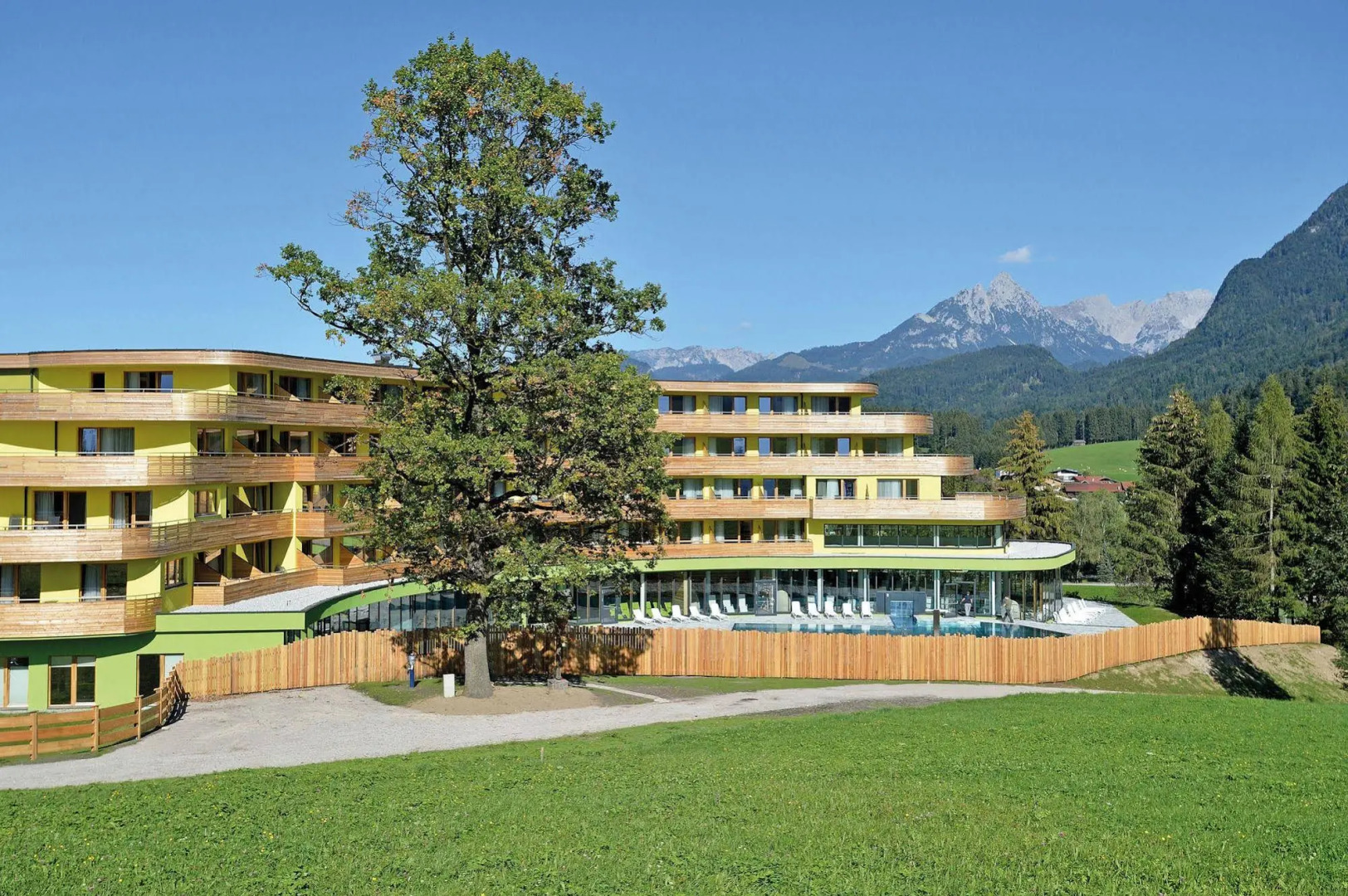 DAS SIEBEN ****s - Adults Only