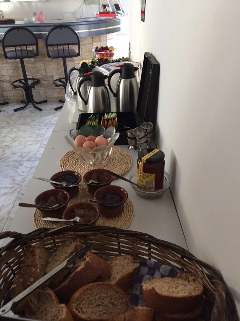 Black Rose Hotel & Suites