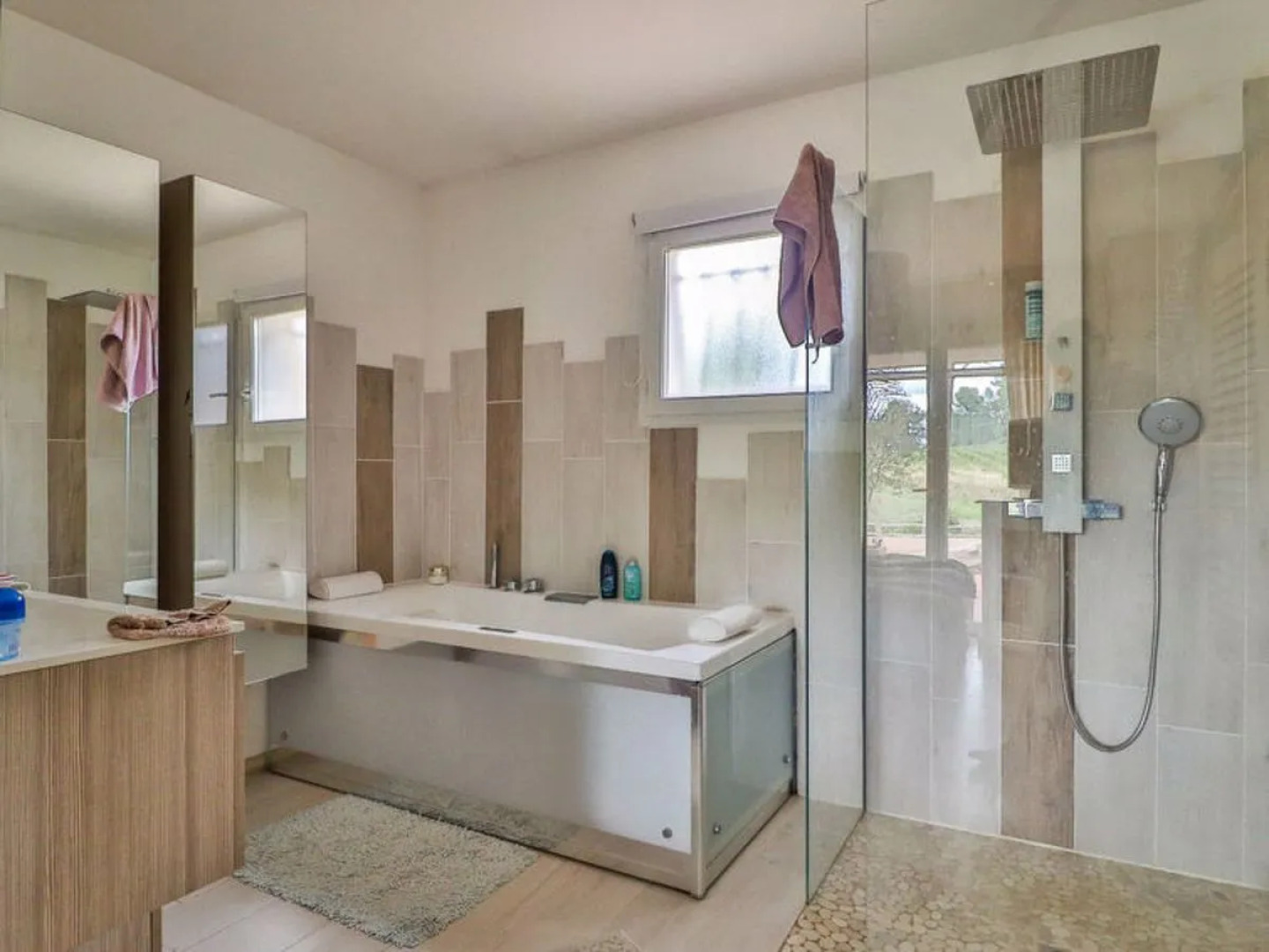 House La pinède THEZAN LES BEZIERS