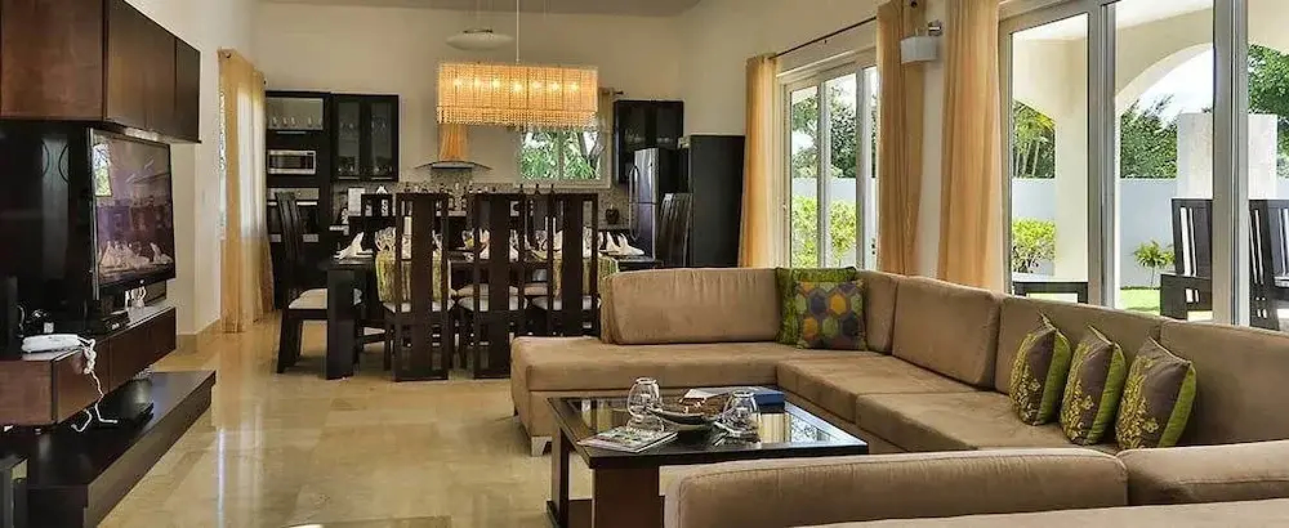 6 Bedroom Villa
