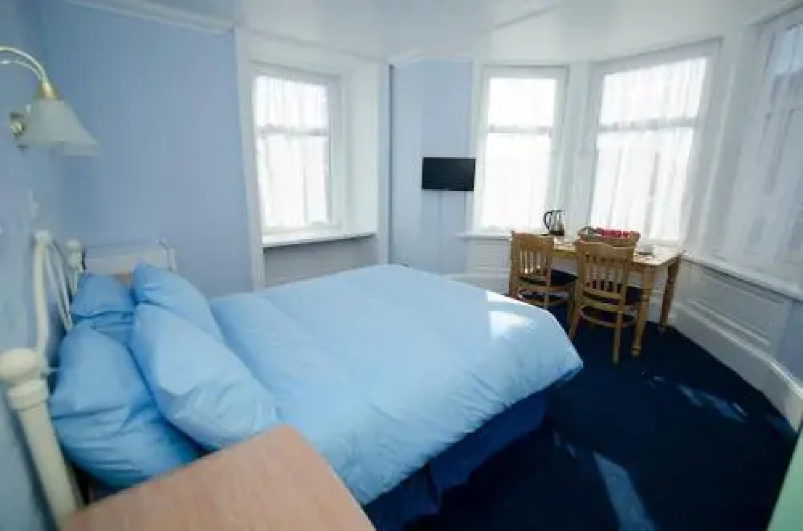 Torr House Premium Budget Central Hotel