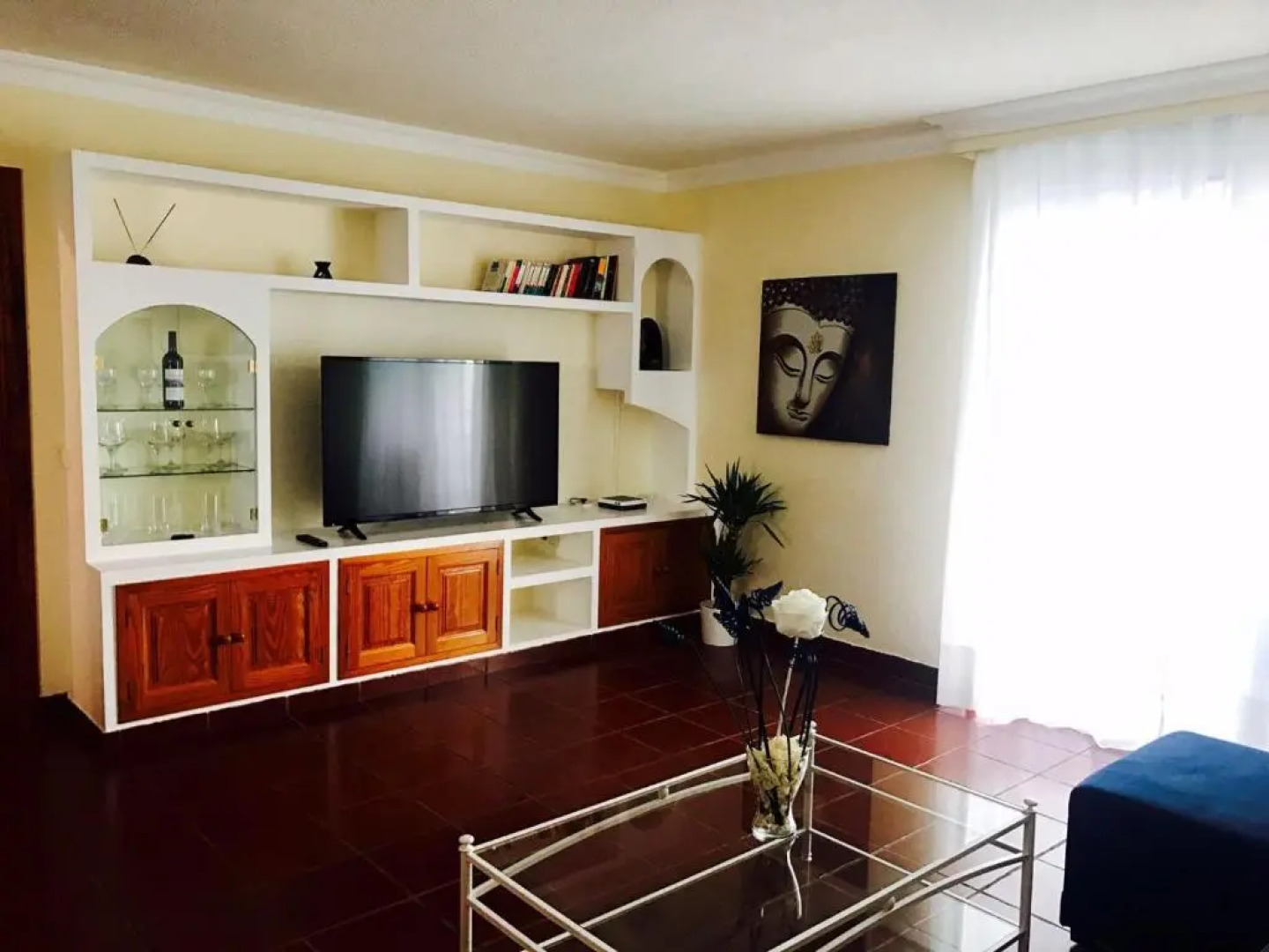 Apartment Inside the wave