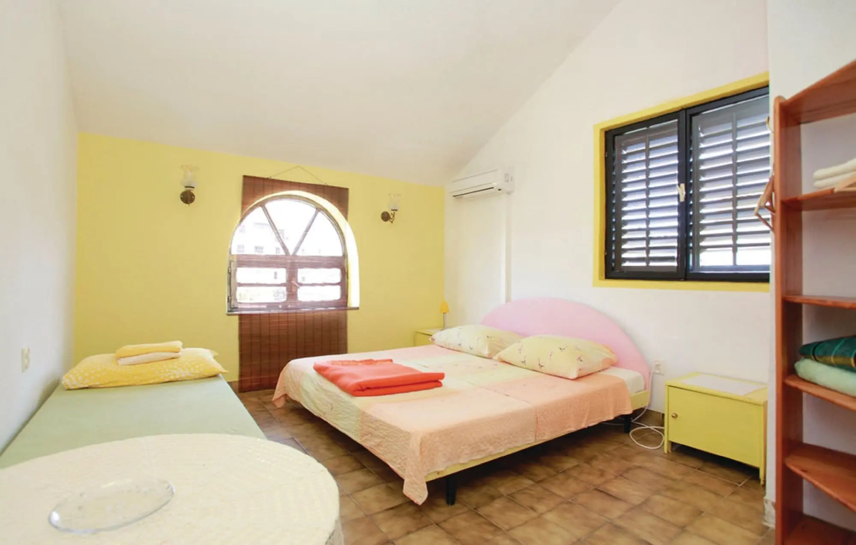 Dragan´s Den Hostel