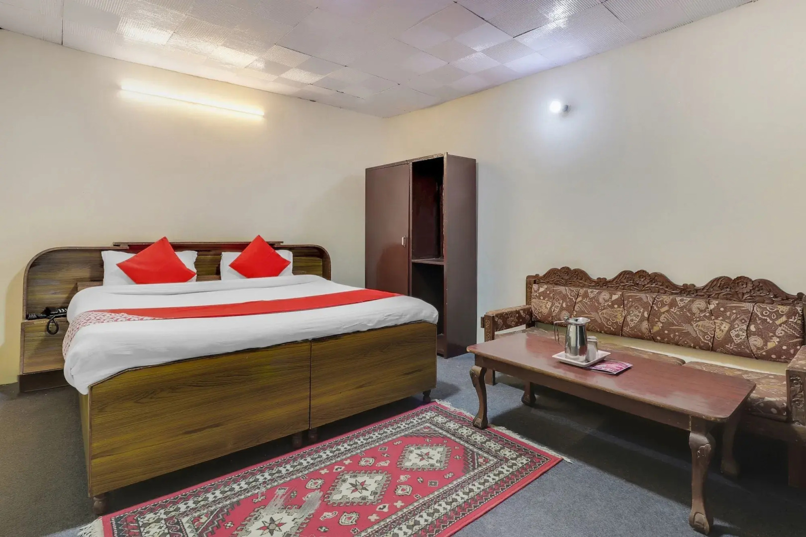 Hotel Himdhara