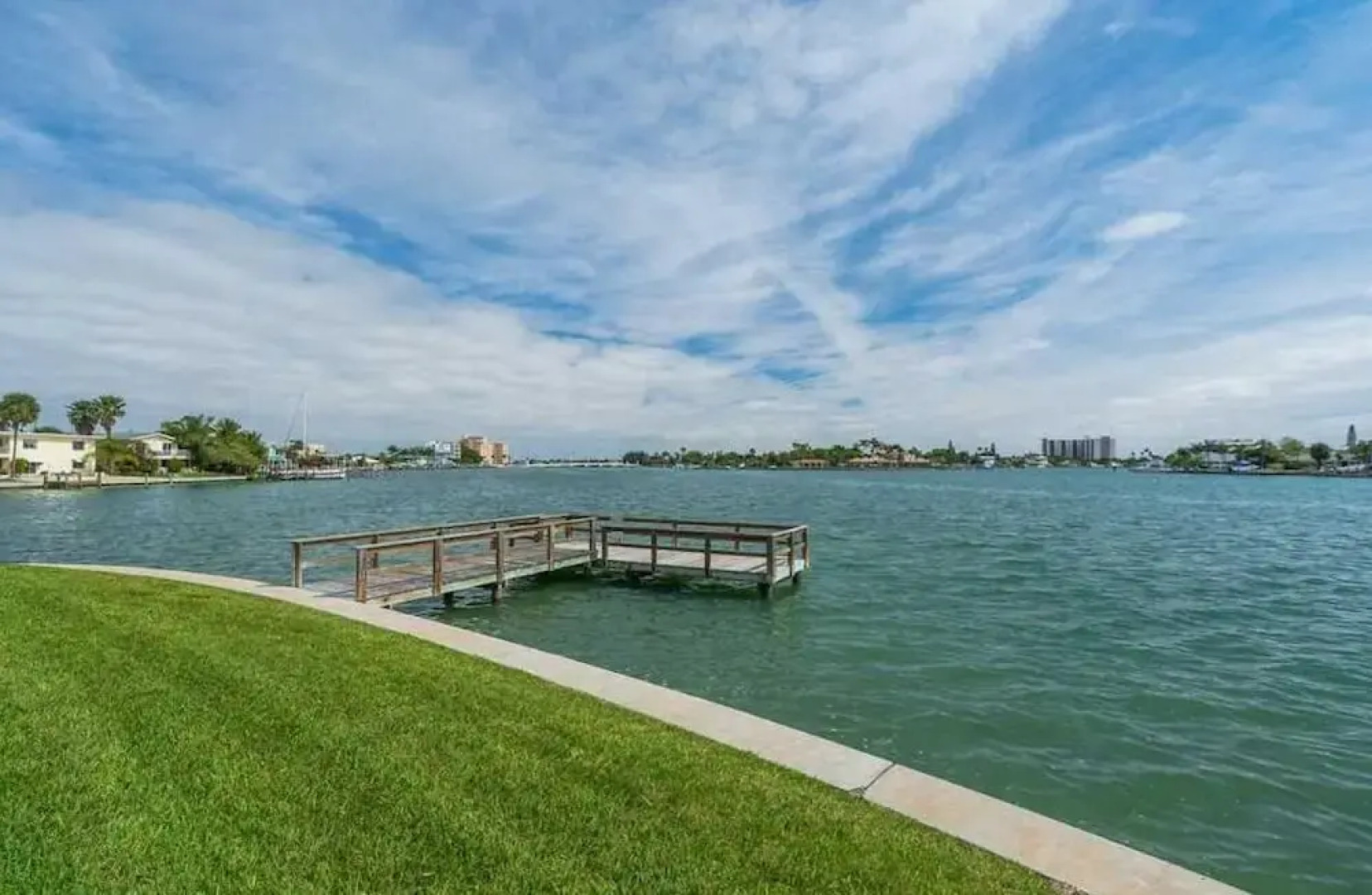 310 - Palms of Treasure Island