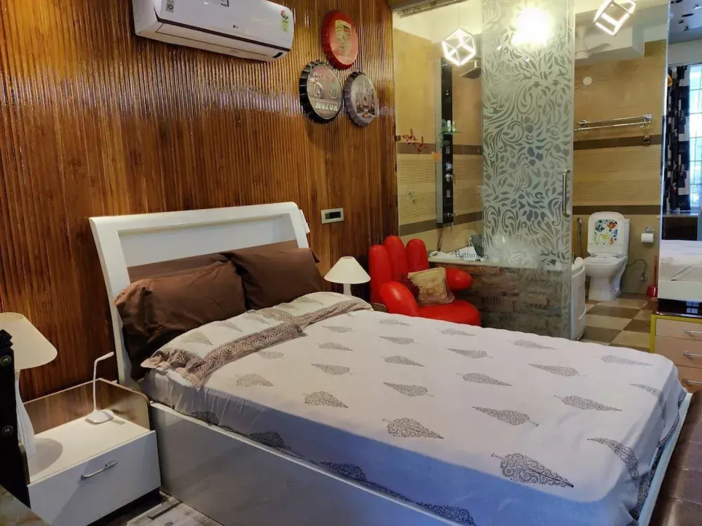 Room in Condo - 'mount View Double-bed' By Aparna Bienvenue !