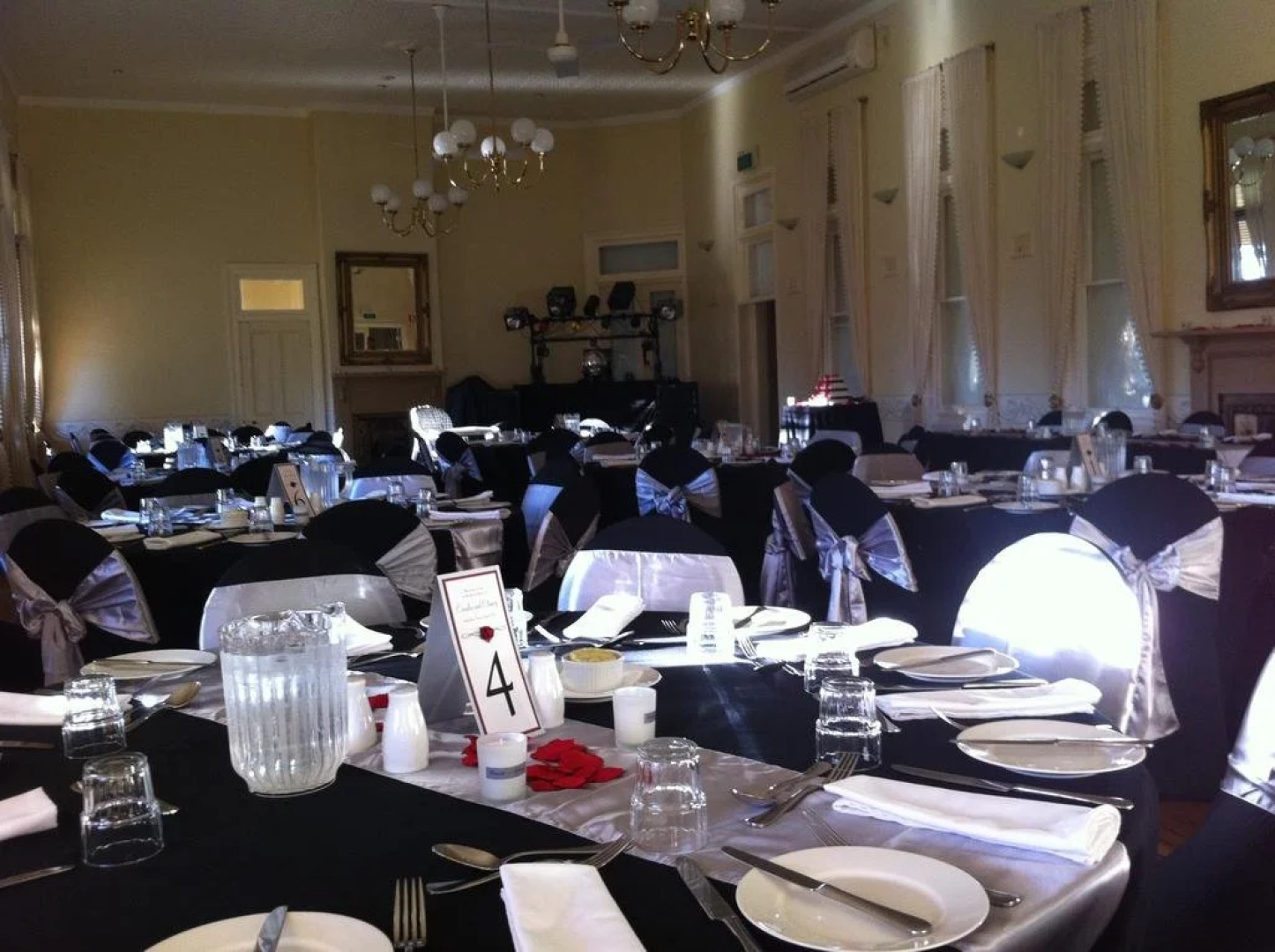 Hermitage Hill Country Retreat & Function Centre