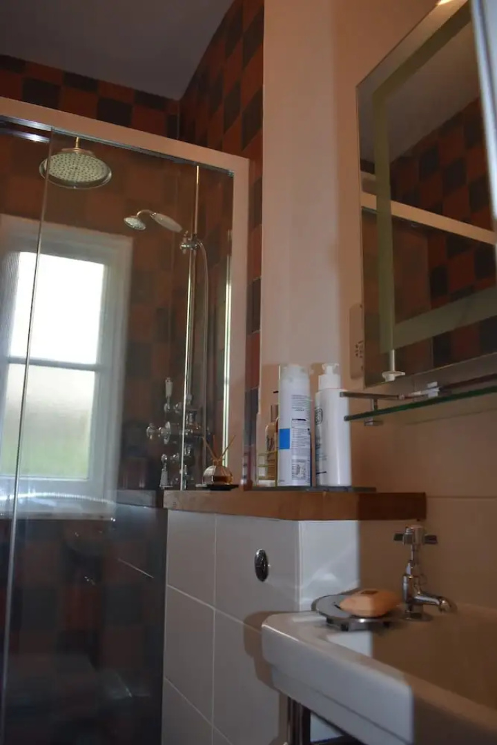 2 Bedroom Apartment With Garden in Brighton
