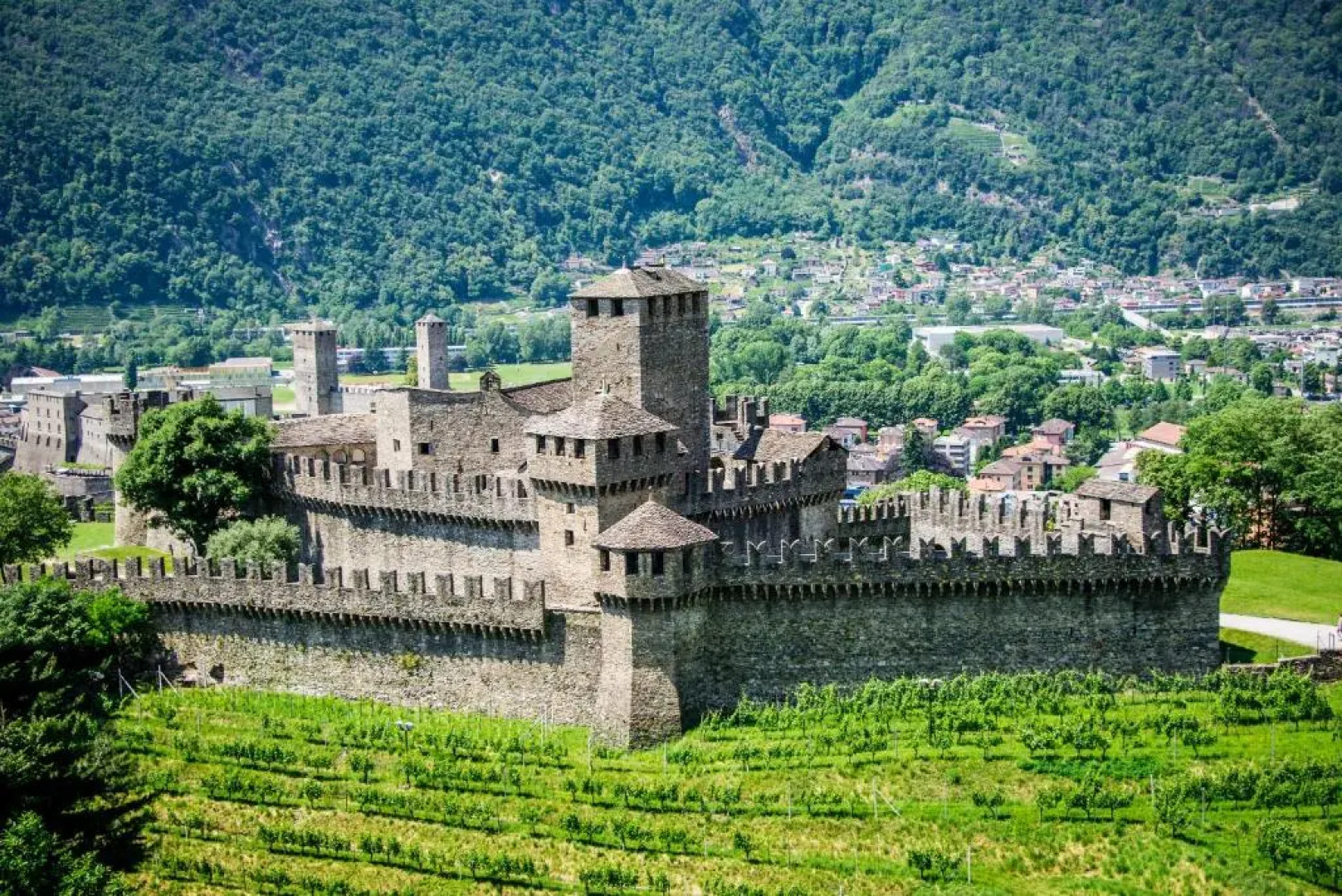 Bellinzona Youth Hostel