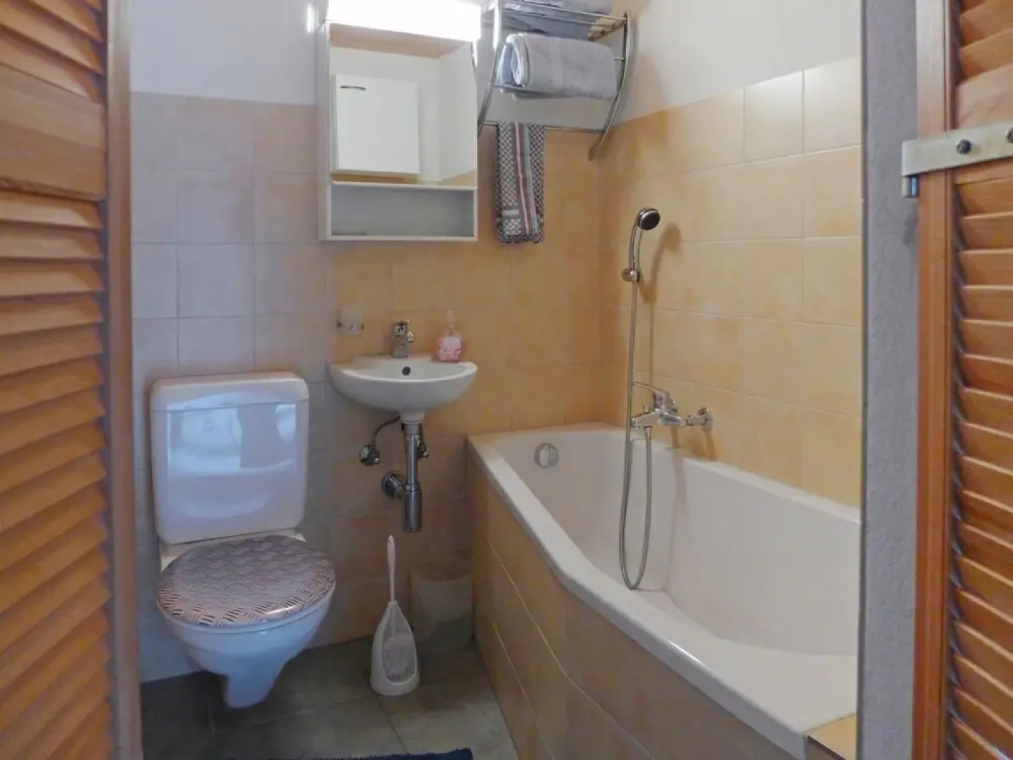 Chalet Guldeli Kandergrund