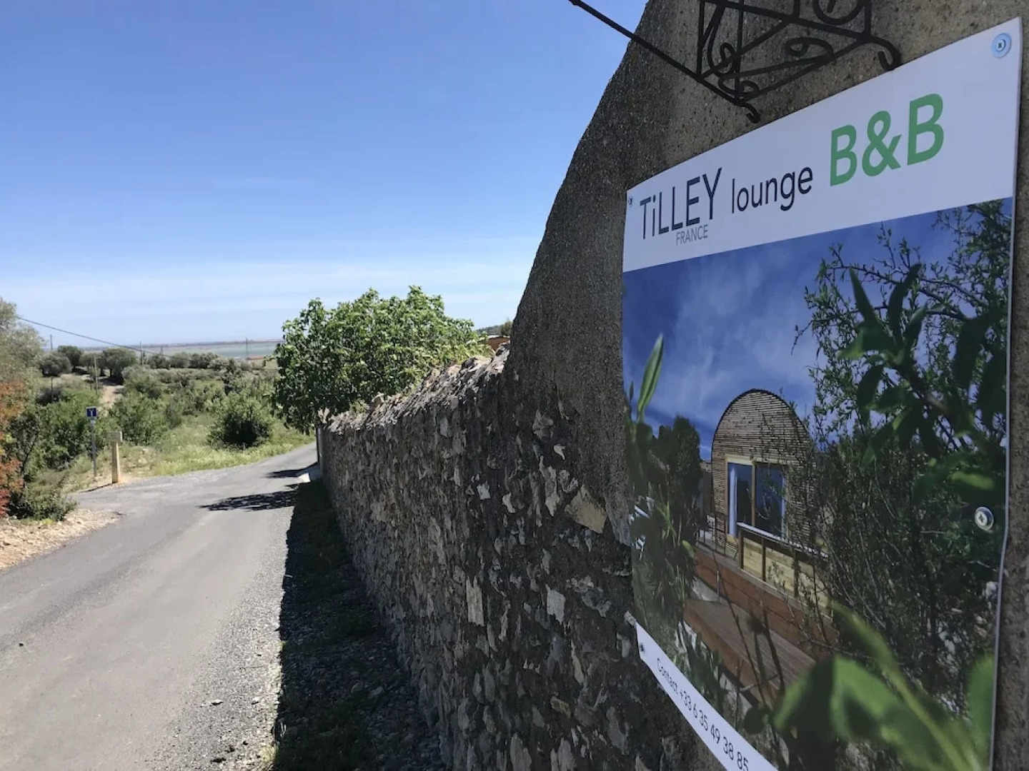 Tipi Lounge and breakfast