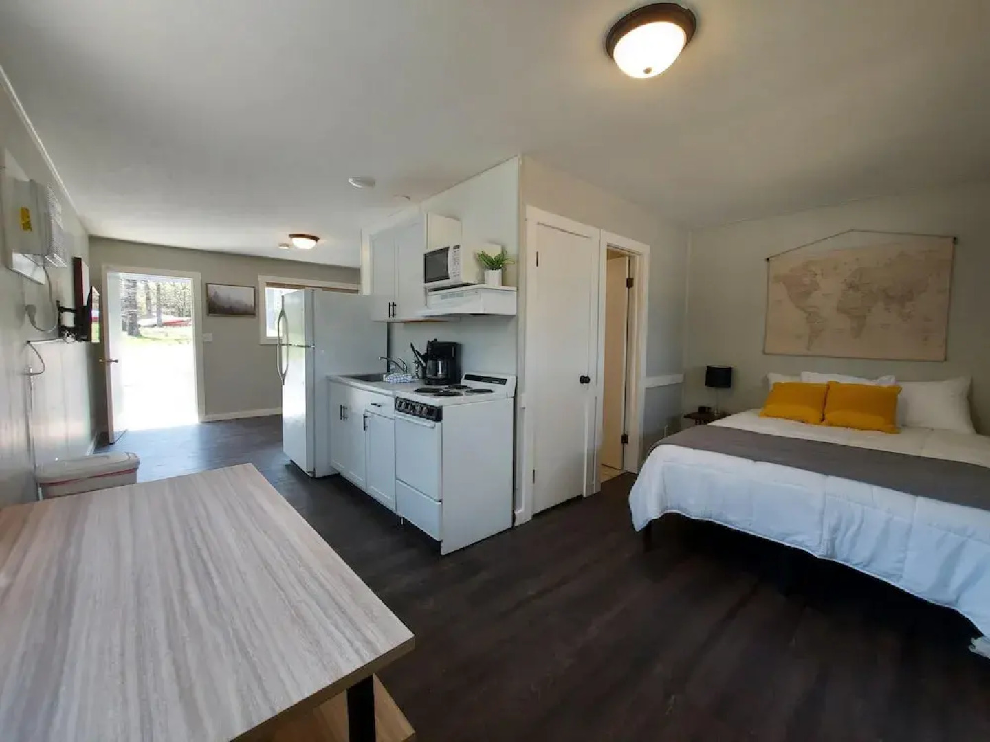 Kimberling Cove Resort