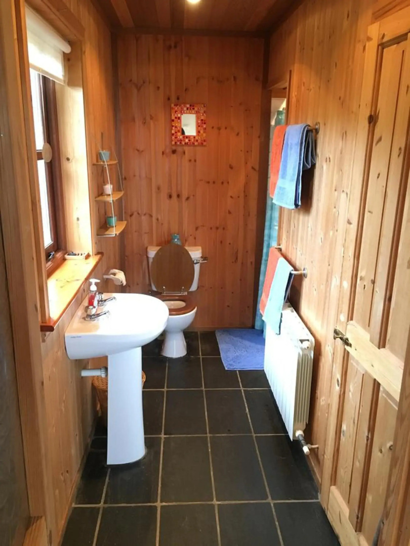 Cedar Boathouse Overlookng Baltimore, West Cork & Islands