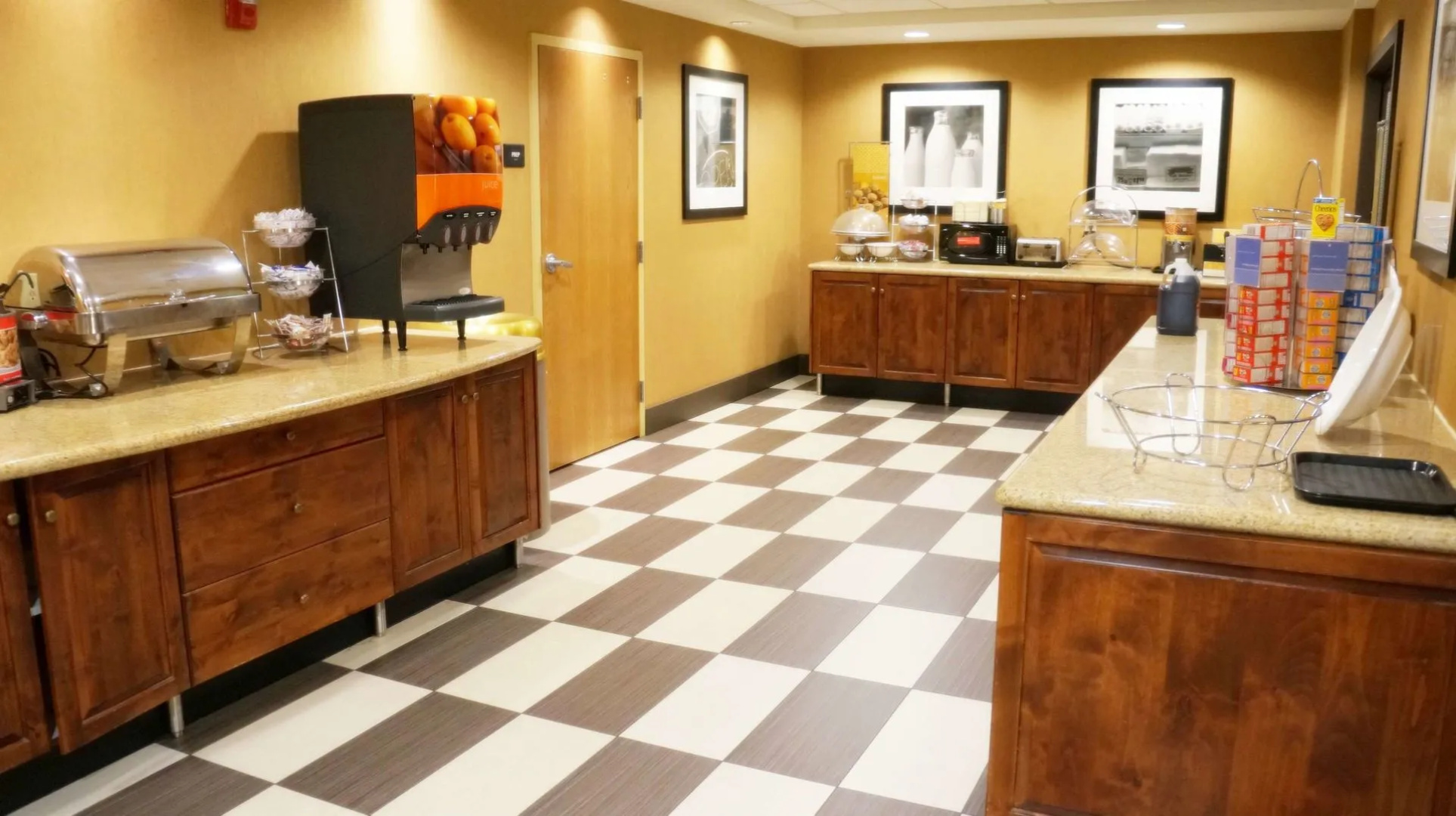 Hampton Inn & Suites Kingman