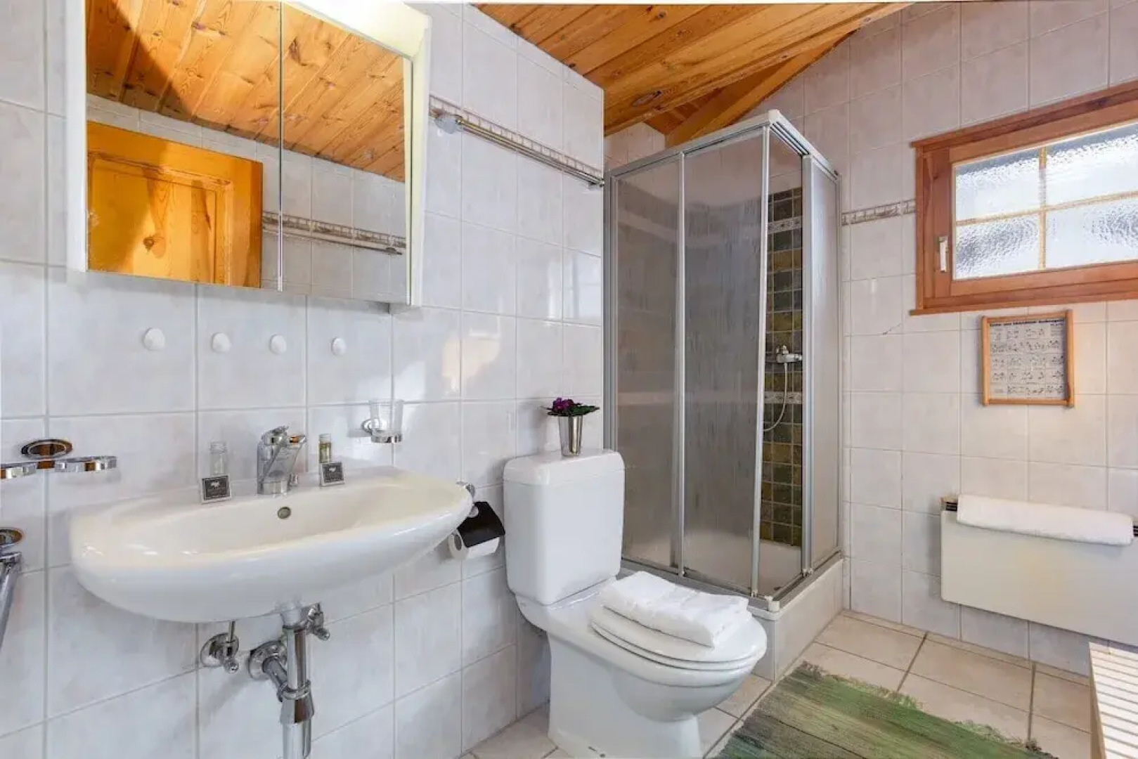 Relaxing Sauna Chalet for 6