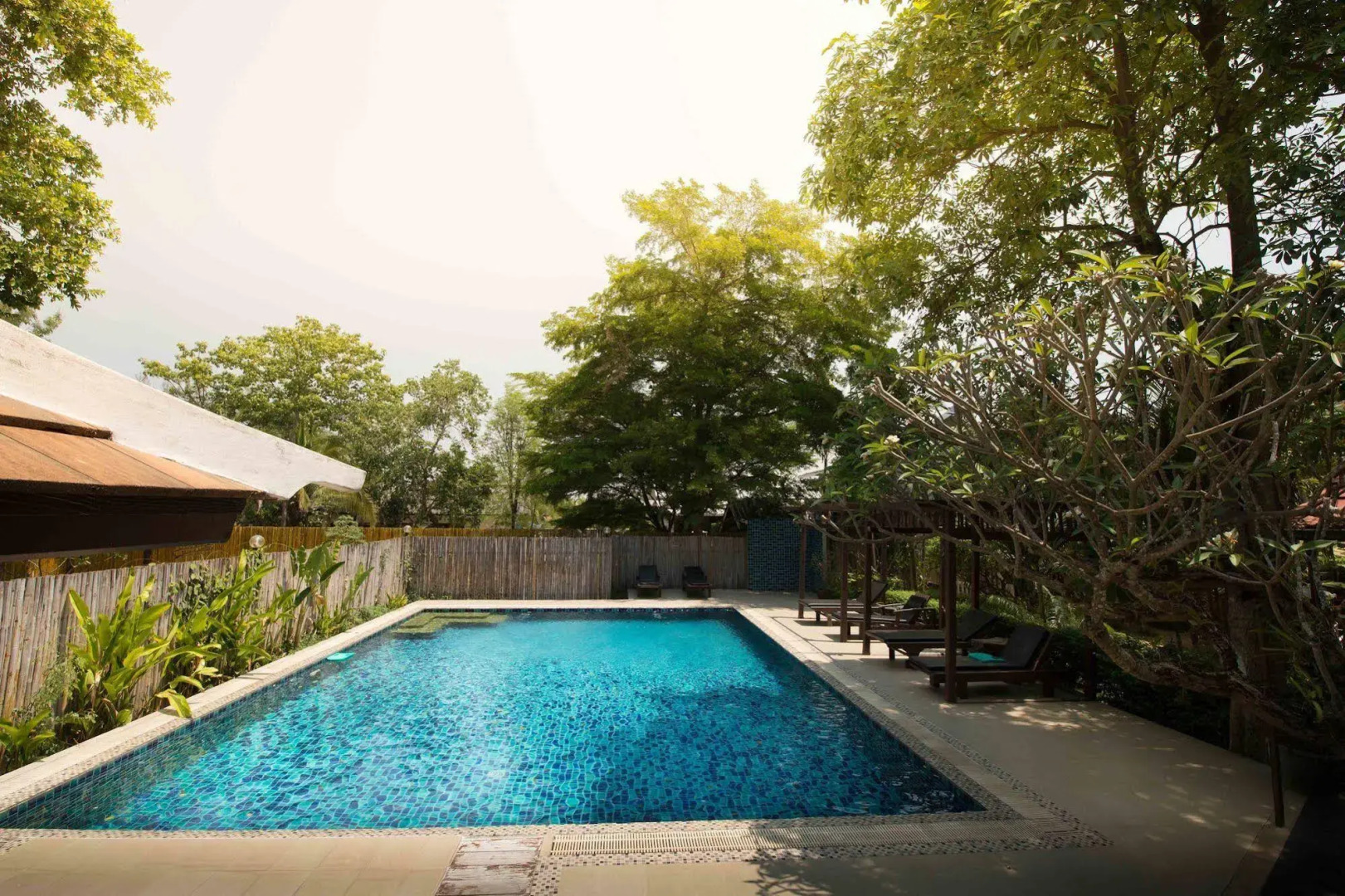 Dorm of Happiness by Tharaburi